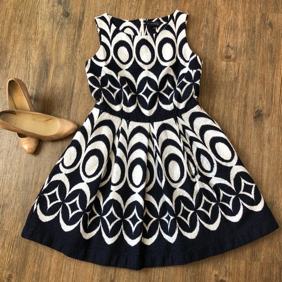 The Limited Dresses & Skirts - 🌟Host Pick🌟Limited Navy/White Spring Dress Sz 12